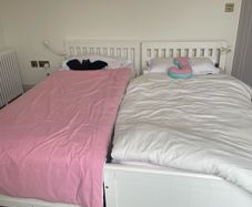 2 x single beds