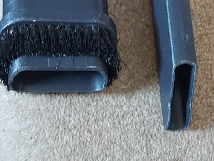 Smoture Cordless Vacuum Cleaner, model VAC02, in excellent condition, great suction, plus charger and accessories