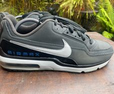 Nike Air Max Size 11