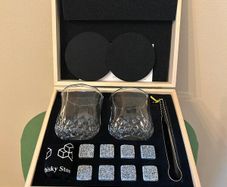 Whiskey set with gift box