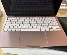 macbook neo - pink - 2026