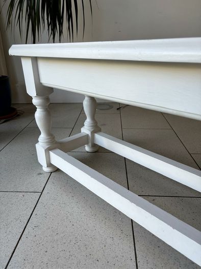 Pine bench