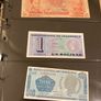 Venezuela banknotes lot of six Image 3