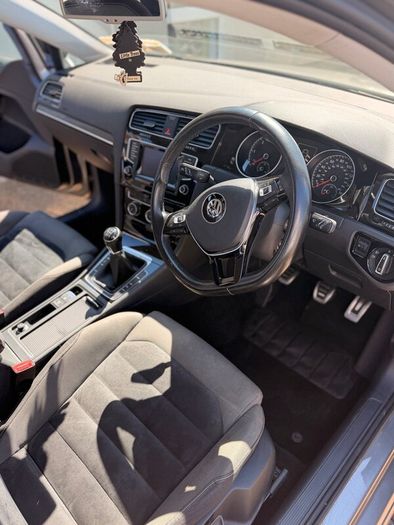 Volkswagen Golf 2.0 TDI GT BMT