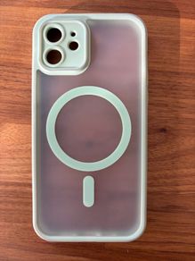 iPhone 12 MagSafe Cover in Green