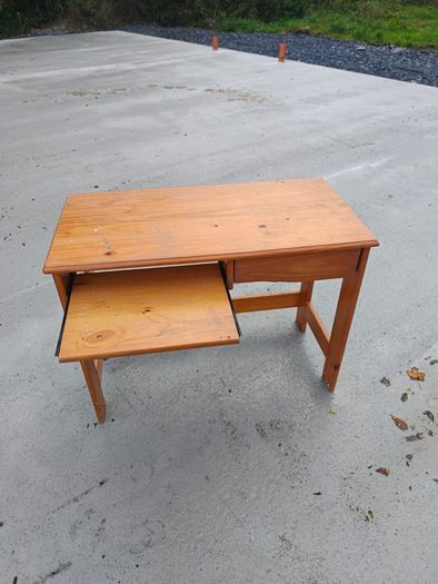 computer desk