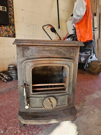 Mulberry Stove