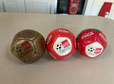 Coca Cola Italia 1990 small footballs new RARE