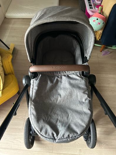 Maxi Cosi Zelia travel system