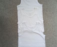 3x boy's t-shirt/vest age 7/8