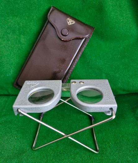 Vintage Stereoscope Magnifying Lens Glasses.