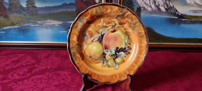 3 Piece Antique Hose St. Pottery 8.5 Inch Diameter Orchard Gold Starter / Salad / Breakfast Plate Made in England