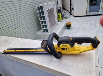 Dewalt cordless hedge trimer