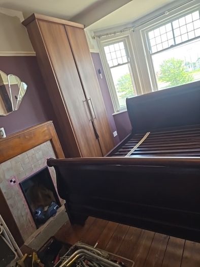 SUPER king size sleigh bed