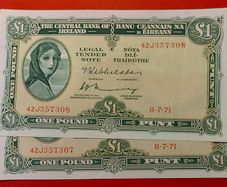 Irish 1971  2 consecutive pound banknotes in almost uncirculated condition