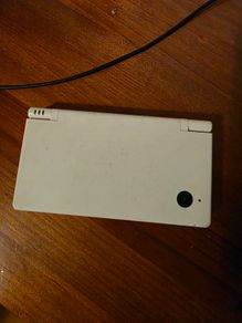 White Nintendo Ds + Games