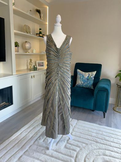 Elegant Ladies Special Occasion Dress with Bolero. Size UK 14 / EU 42