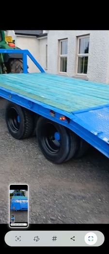 Low loader