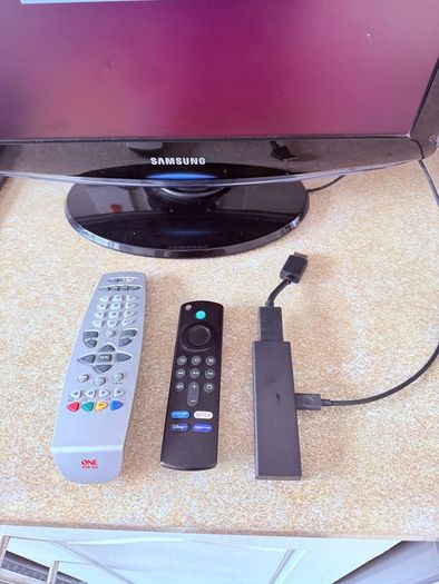 Samsung tv & Fire-stick bundle