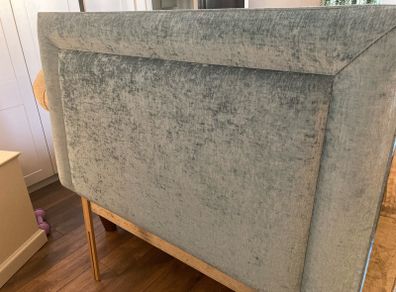 headboard