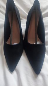 Court Shoes
