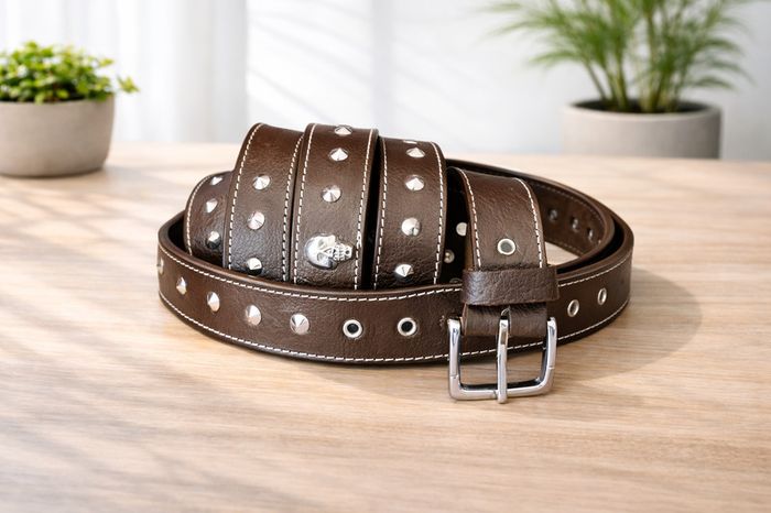 Unisex Brown Leather Stud Belt Vintage Studded Leather Belt with Silver Buckle for Men & Women