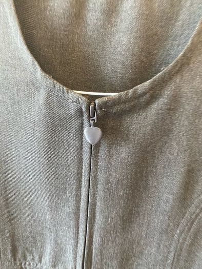 Dunnes grey pinafore (as new) age 8-9