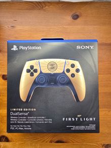 007 First Light PlayStation 5 Controller