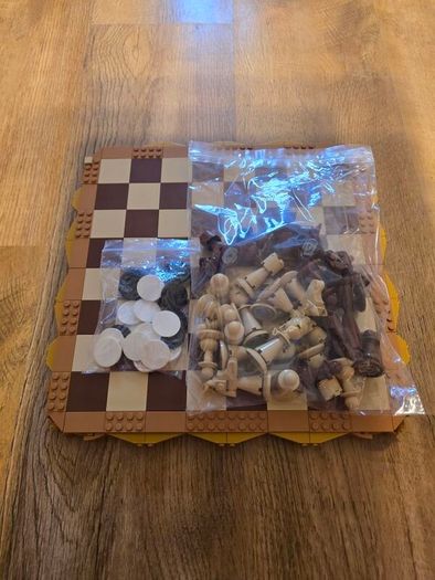 LEGO - Traditional Chess Set