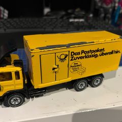 Silo Volvo f12 Turbo 6 delivery truck. 80s