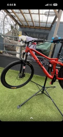 full suspension mountain bike
