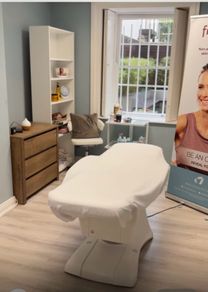 Rent Beauty / Aesthetic Room to Share, Dublin 2