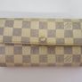 Louis Vuitton Long  Sara Wallet Image 3