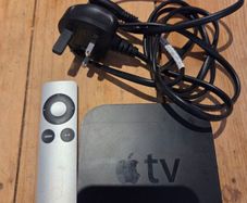 Apple TV A1427 and Remote