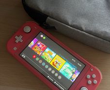 Nintendo switch lite coral