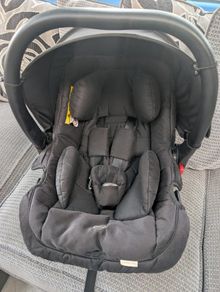 Baby elegance group 0+ car seat with ISO Fix Base