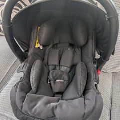 Baby elegance group 0+ car seat with ISO Fix Base