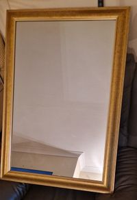 Wall mirror