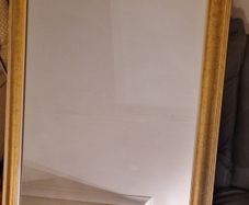 Wall mirror