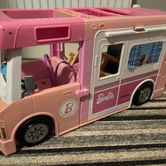 Barbie camper