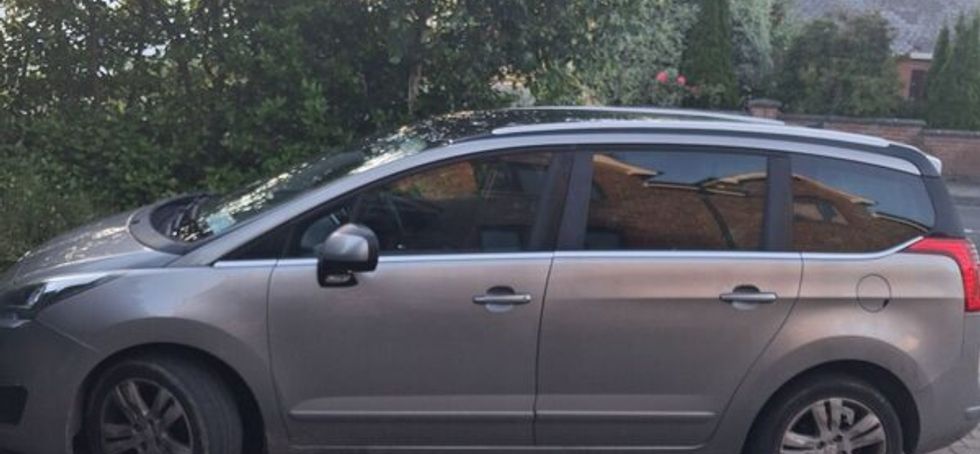 Peugeot 5008 2015