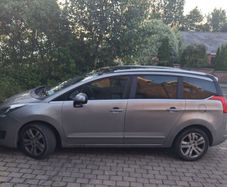 Peugeot 5008 2015