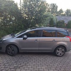 Peugeot 5008 2015