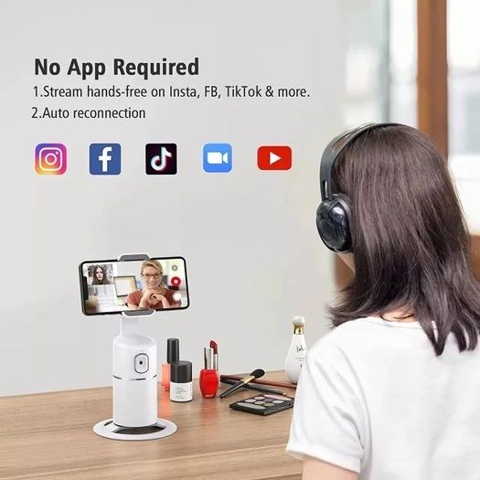 Face tracking phone holder