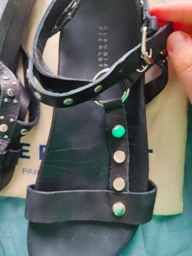 women sandals