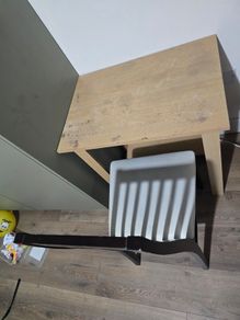 FTG - Work/study table and chair - free to go