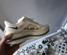 Nike Pegasus Premium