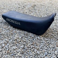 Honda seat