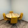 Round table and 4 matching chairs Image 2