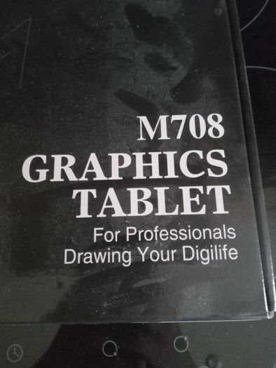 New Ugee m708 graphics tablet